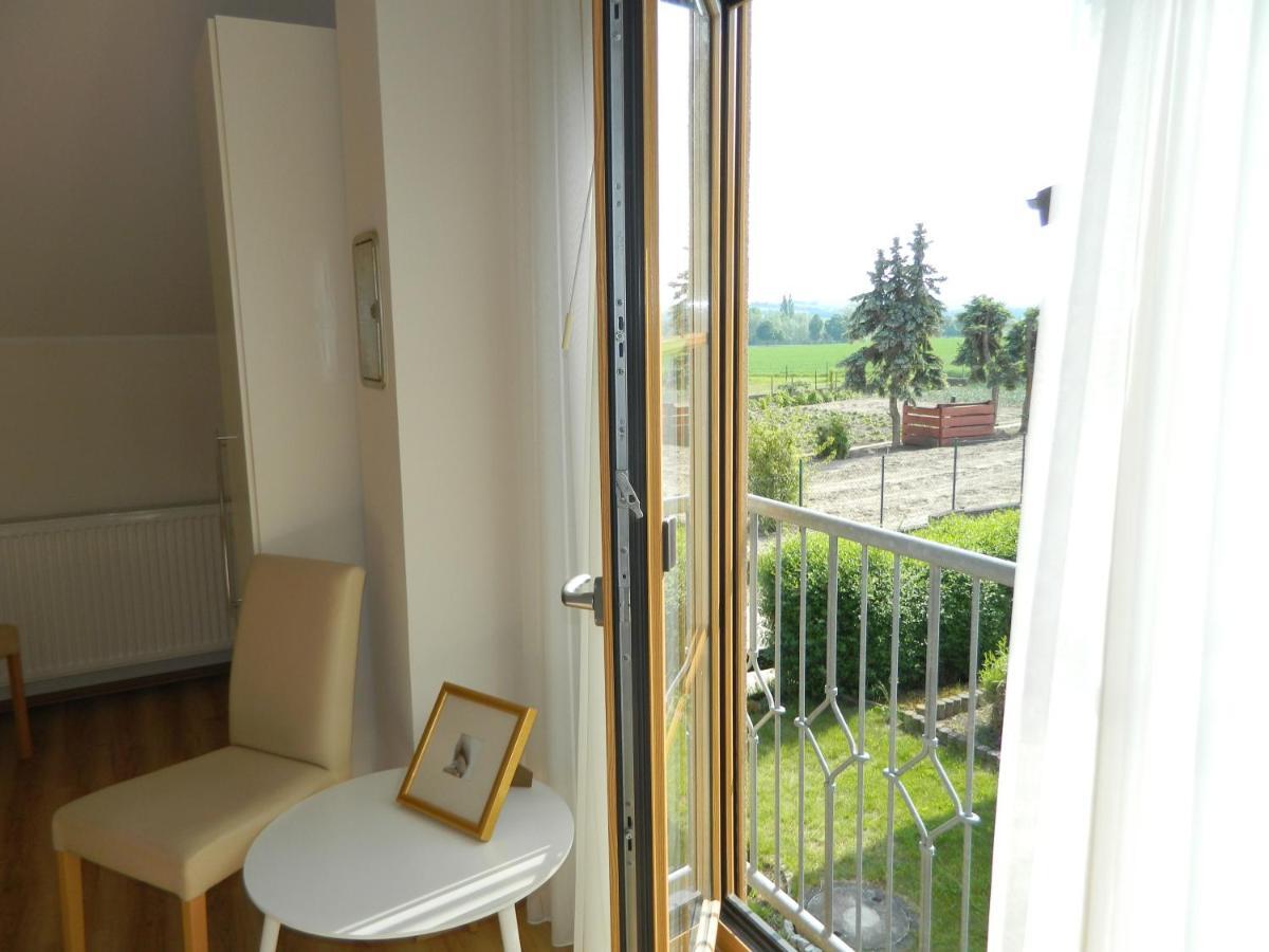 Gaestehaus Borniger Gau-Weinheim Bagian luar foto